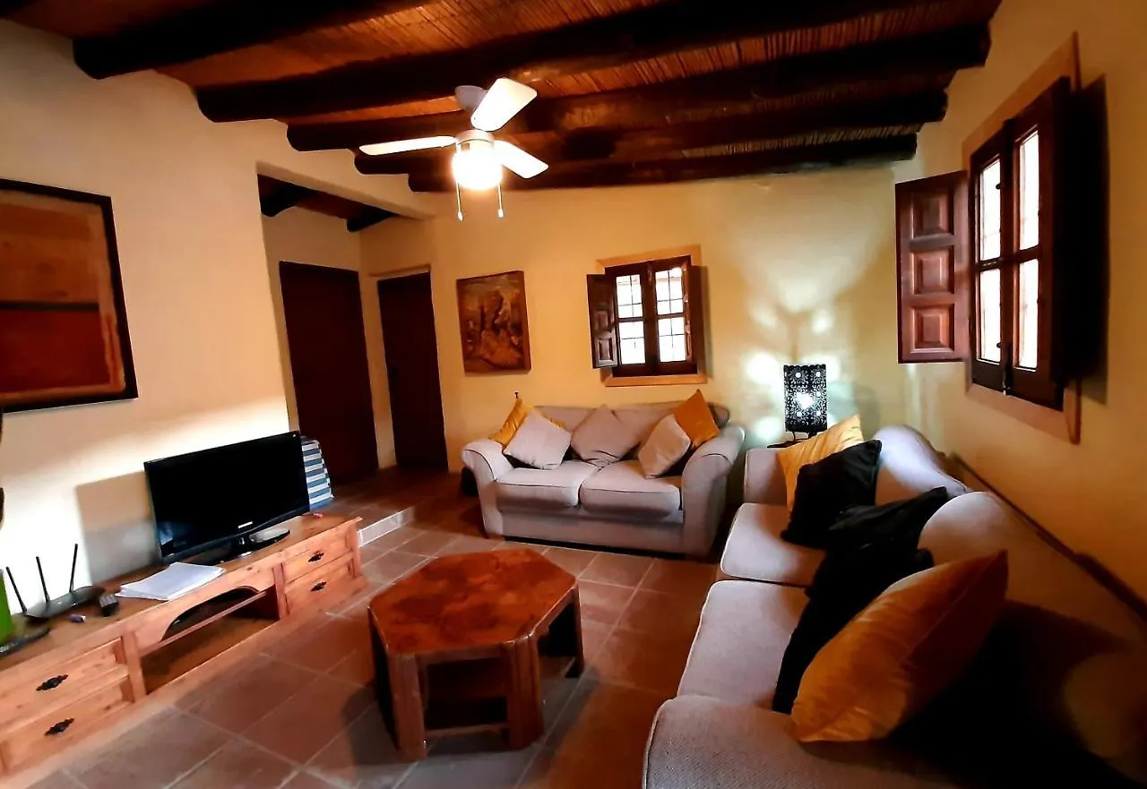 Cortijo Los Montes With Private Pool Viñuela