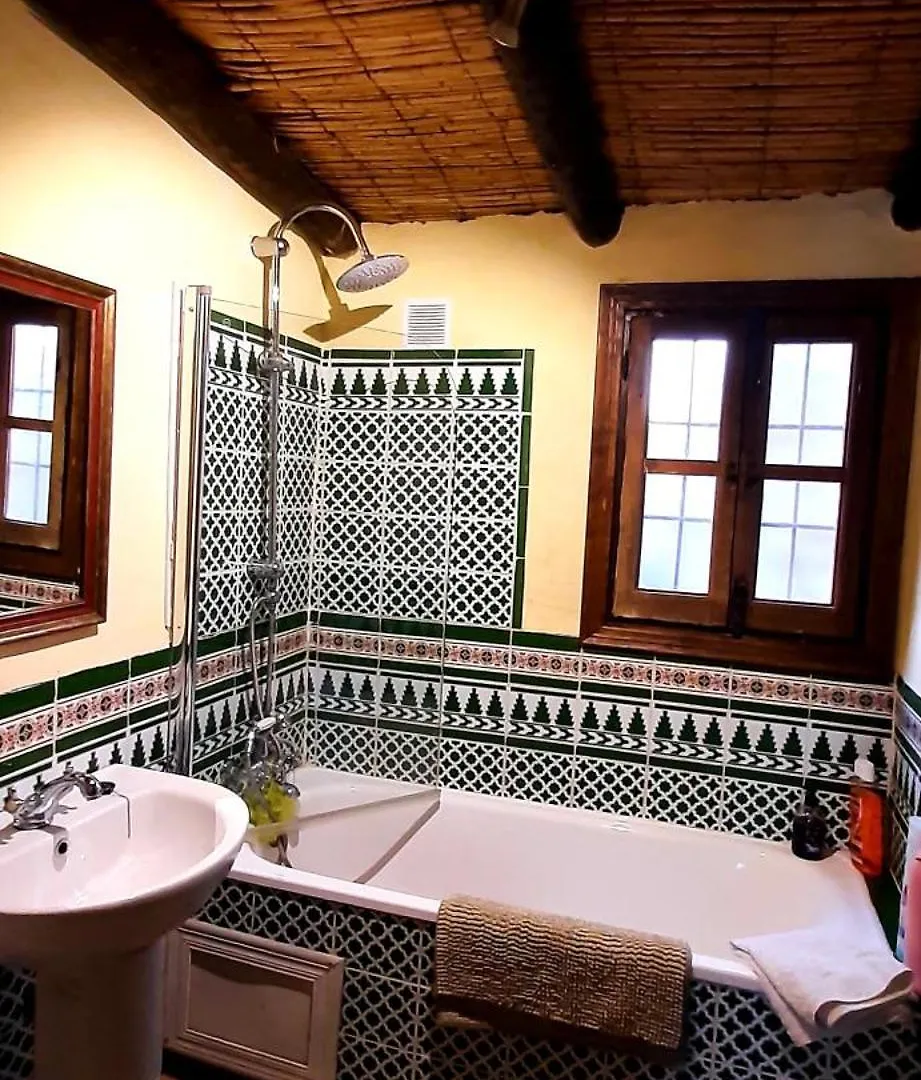 Casa rural Cortijo Los Montes With Private Pool Viñuela